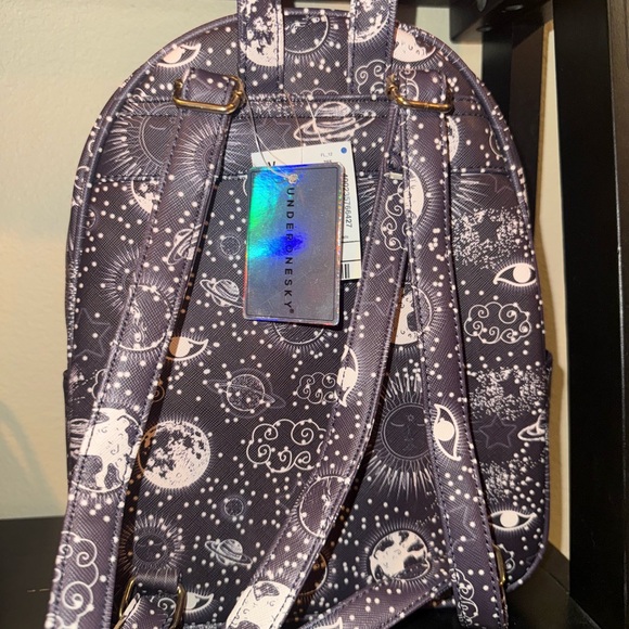 Black Under One Sky Celestial Cosmic Print Small Backpack Tarot Vibe NWT - Picture 3 of 9